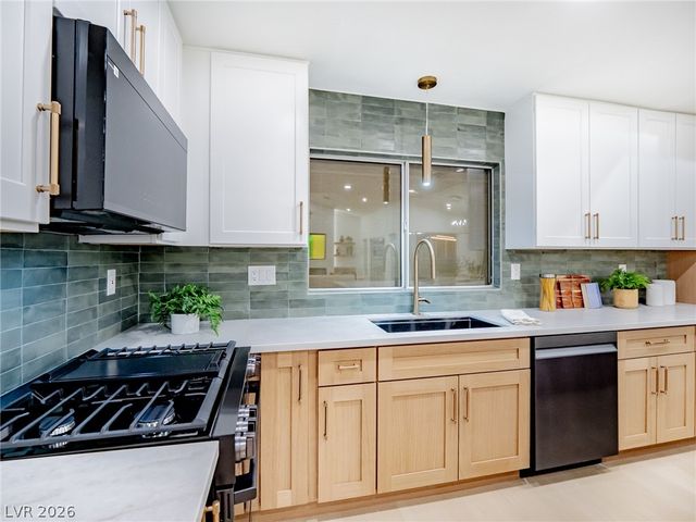 2629 Tumble Brook Drive, Las Vegas, NV 89134