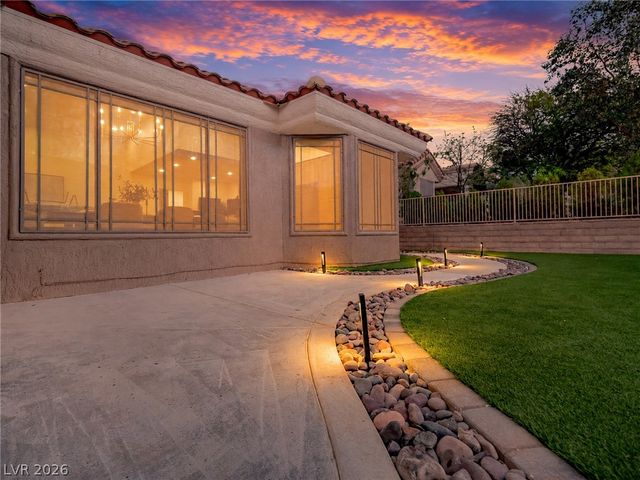 2629 Tumble Brook Drive, Las Vegas, NV 89134