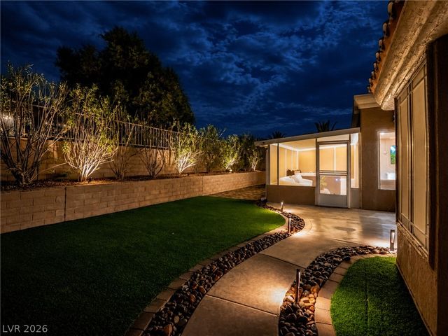 2629 Tumble Brook Drive, Las Vegas, NV 89134