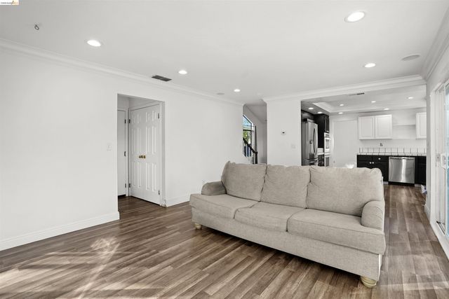 4404 Deerfield Dr, Antioch, CA 94531