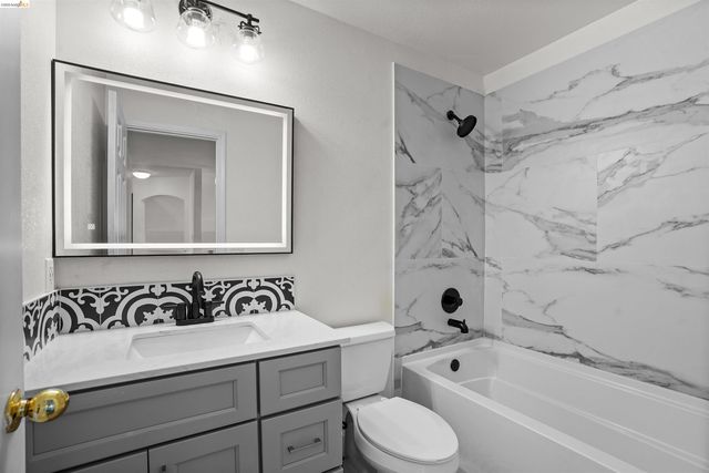 4404 Deerfield Dr, Antioch, CA 94531