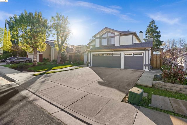 4404 Deerfield Dr, Antioch, CA 94531