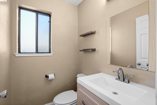 4404 Deerfield Dr, Antioch, CA 94531