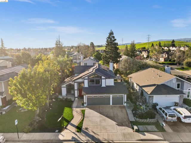 4404 Deerfield Dr, Antioch, CA 94531