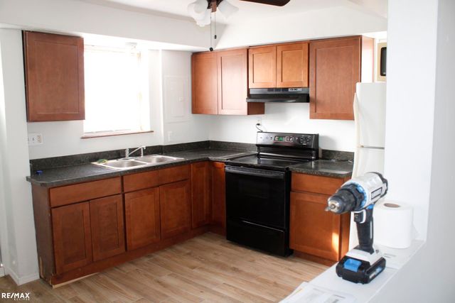 30905 Normal Street, Roseville, MI 48066