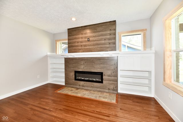 4316 Carrollton Avenue, Indianapolis, IN 46205