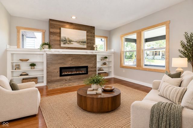 4316 Carrollton Avenue, Indianapolis, IN 46205