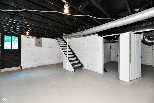 4316 Carrollton Avenue, Indianapolis, IN 46205