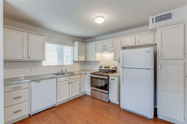 1212 Hollow Creek DR B, Austin, TX 78704