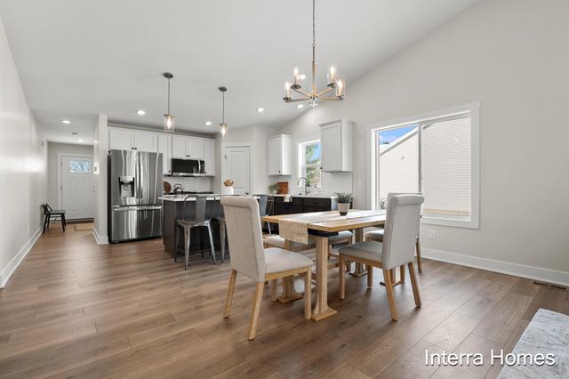 321 Hickory Valley Drive, Kalamazoo, MI 49009