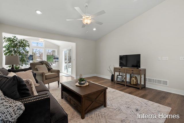 321 Hickory Valley Drive, Kalamazoo, MI 49009