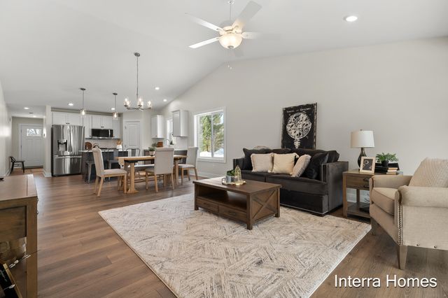 321 Hickory Valley Drive, Kalamazoo, MI 49009