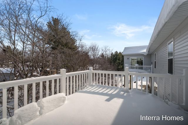 321 Hickory Valley Drive, Kalamazoo, MI 49009