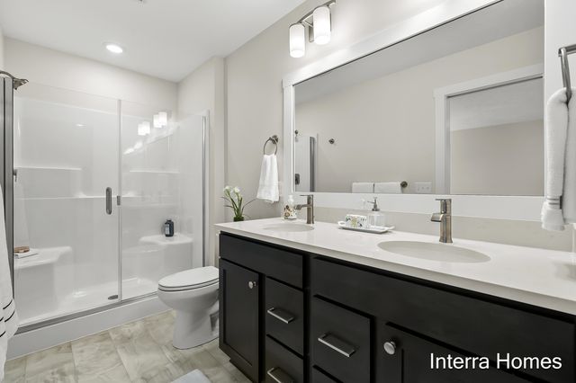 321 Hickory Valley Drive, Kalamazoo, MI 49009