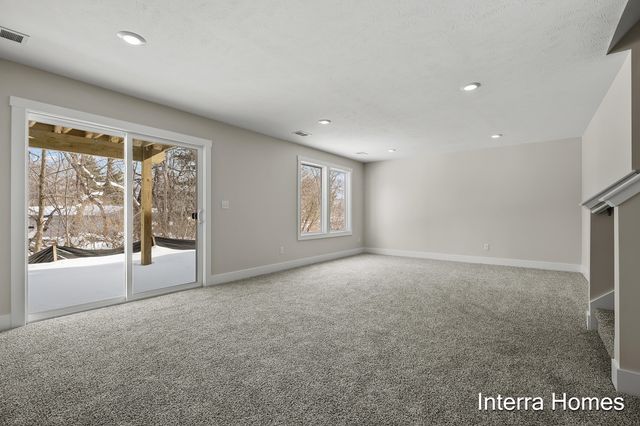 321 Hickory Valley Drive, Kalamazoo, MI 49009