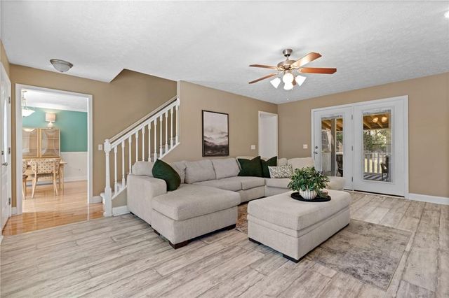 184 Peachtree Circle, Ringgold, GA 30736