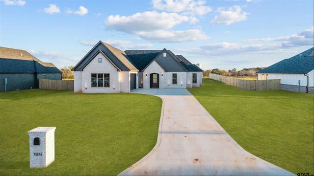 15674 CR 436, Lindale, TX 75771