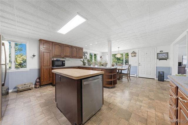 3732 Ewings Road, Newfane, NY 14094