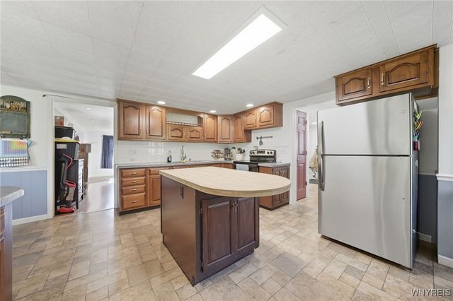 3732 Ewings Road, Newfane, NY 14094