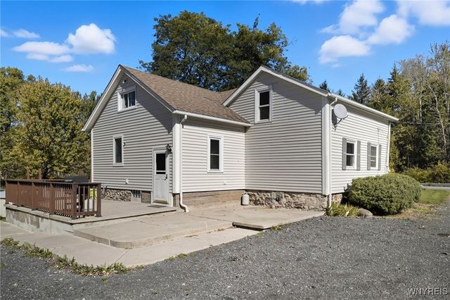 3732 Ewings Road, Newfane, NY 14094