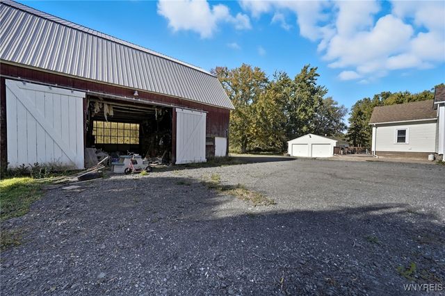 3732 Ewings Road, Newfane, NY 14094