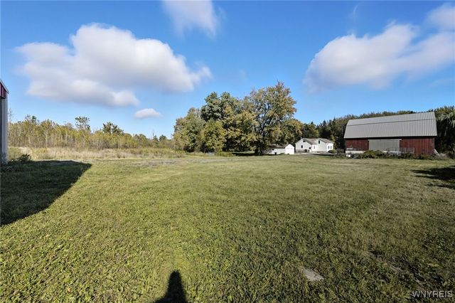 3732 Ewings Road, Newfane, NY 14094