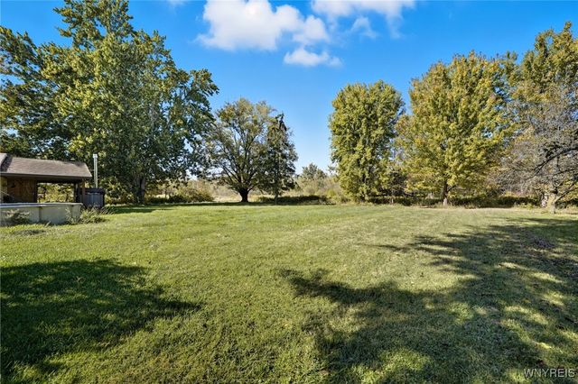 3732 Ewings Road, Newfane, NY 14094