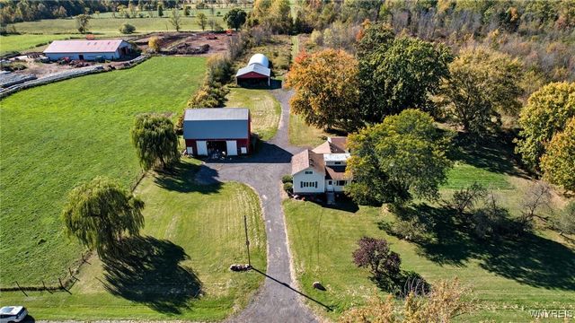 3732 Ewings Road, Newfane, NY 14094