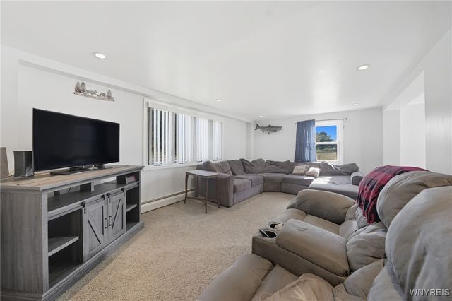 3732 Ewings Road, Newfane, NY 14094