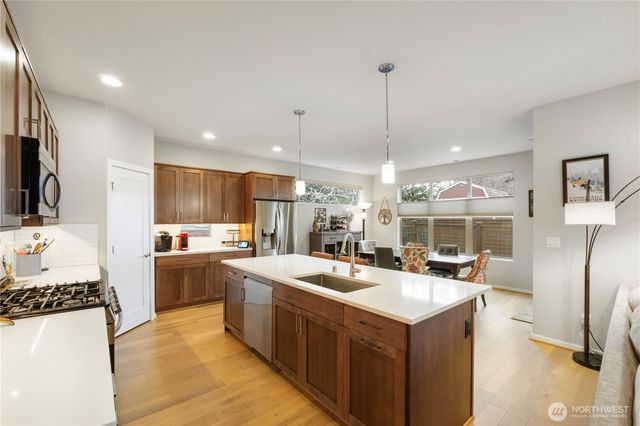 29 151st Street SW, Lynnwood, WA 98087