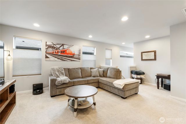 29 151st Street SW, Lynnwood, WA 98087