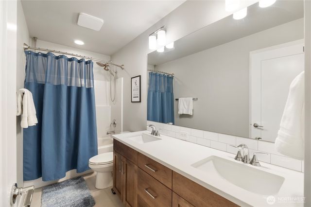 29 151st Street SW, Lynnwood, WA 98087