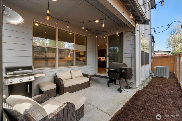 29 151st Street SW, Lynnwood, WA 98087
