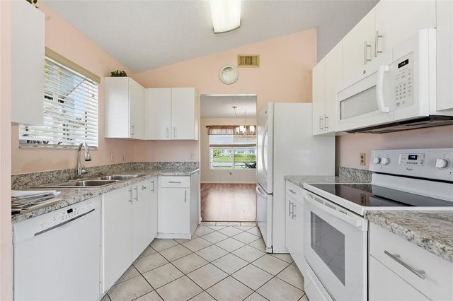 5930 FOXTAIL WAY, Fort Pierce, FL 34982