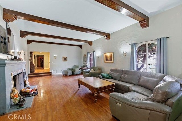 819 S Curson Avenue, Los Angeles, CA 90036