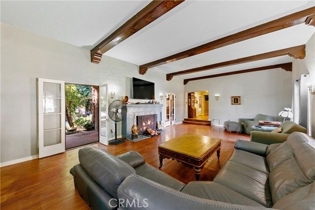 819 S Curson Avenue, Los Angeles, CA 90036