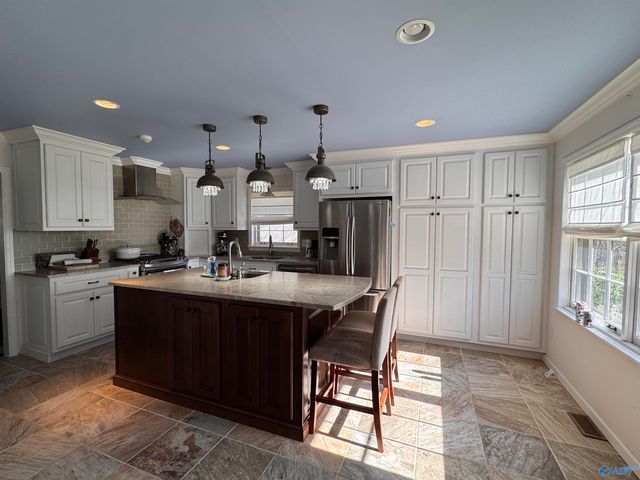 1216 Deborah Drive SE, Huntsville, AL 35801