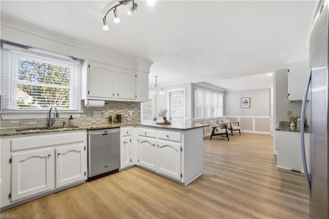 520 Foxgate QTR, Chesapeake, VA 23322