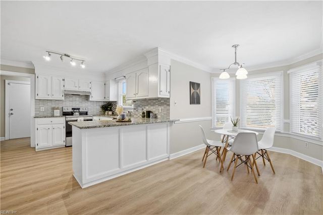 520 Foxgate QTR, Chesapeake, VA 23322