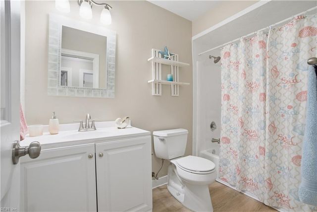 520 Foxgate QTR, Chesapeake, VA 23322