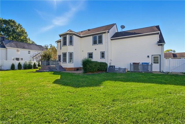 520 Foxgate QTR, Chesapeake, VA 23322