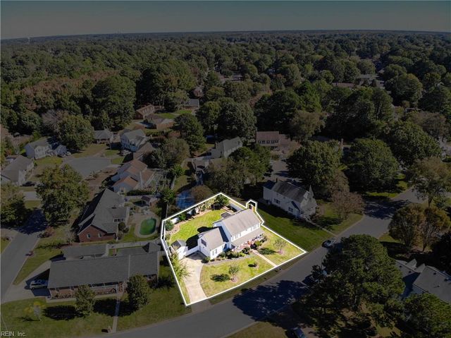 520 Foxgate QTR, Chesapeake, VA 23322