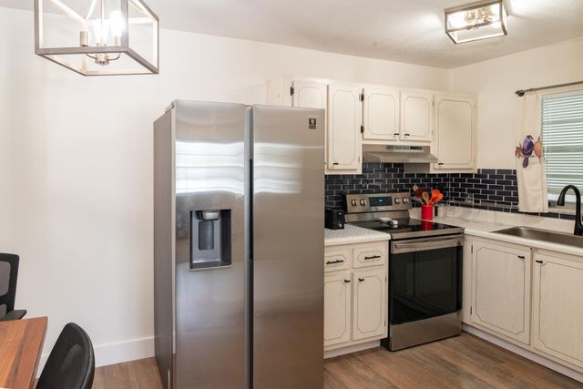 401 N J Street 9, Lake Worth Beach, FL 33460