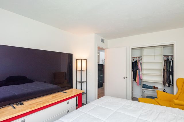 401 N J Street 9, Lake Worth Beach, FL 33460