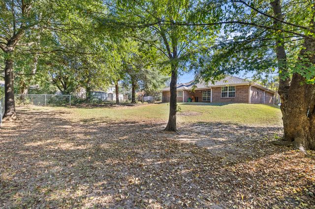 103 Lyle Street, Gladewater, TX 75647