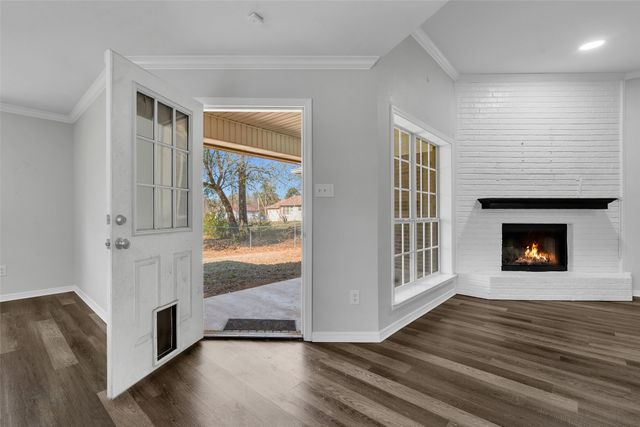 103 Lyle Street, Gladewater, TX 75647