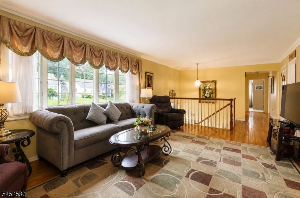 275 Saint Cloud Ave, West Orange Twp., NJ 07052 — photo 4