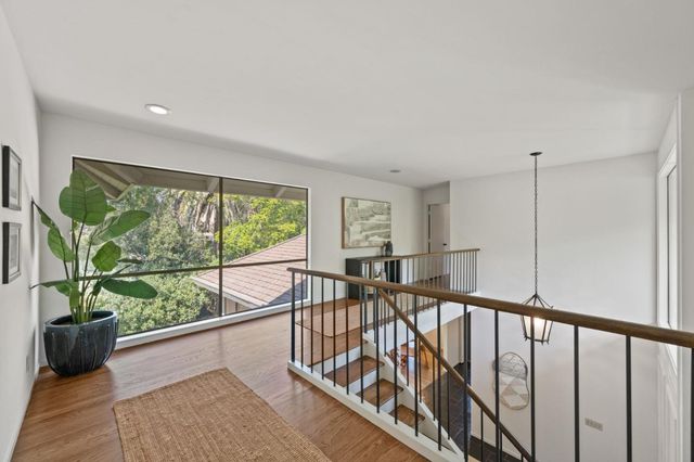 1955 Parkside Avenue, Hillsborough, CA 94010