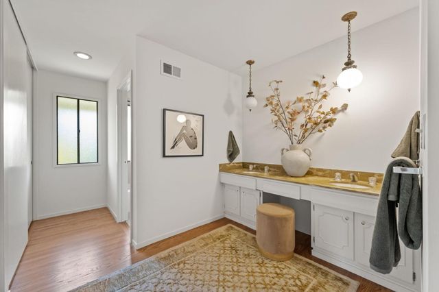 1955 Parkside Avenue, Hillsborough, CA 94010