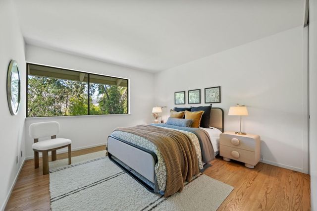 1955 Parkside Avenue, Hillsborough, CA 94010